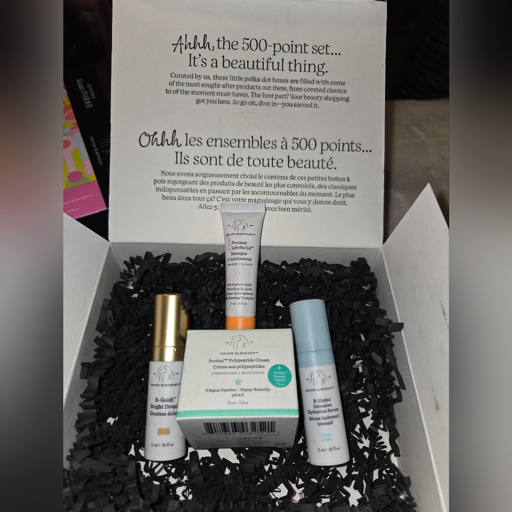 Drunk Elephant Garden Of Even Gift Set - Picture 7 of 8